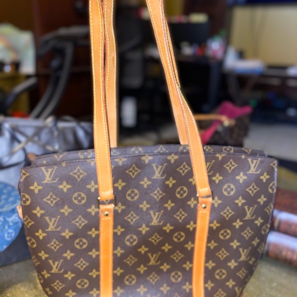 Authentic Louis Vuitton Bag - Picture 3 of 9